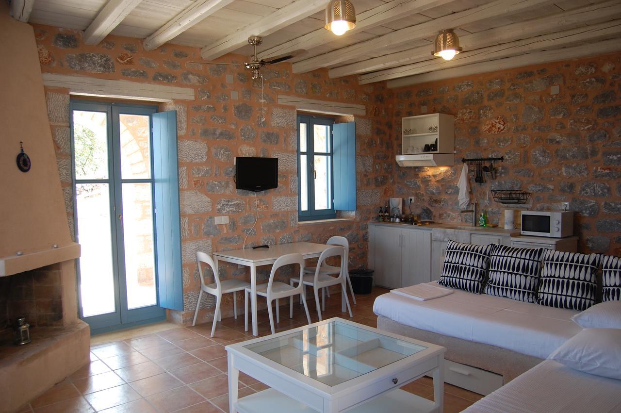 Philothea Guest House Mani Greece Mitziolena Екстер'єр фото